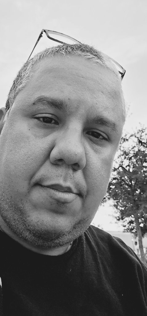 Hector L. Muniz